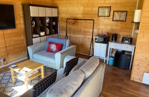 New Forest District House | Modern Summerhouse