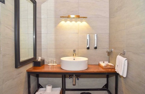 Muthaiga Hotel | Modern Superior Plus Room Near UN Nairobi & Village Market Modern Comfort