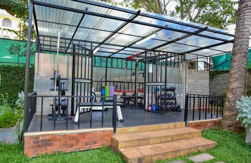 Muthaiga Hotel | Modern Superior Plus Room Near UN Nairobi & Village Market Modern Comfort