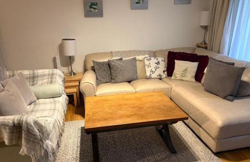 Taesch Apartment | Modern Täsch Apartment with Free Parking