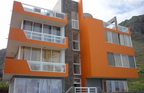 Ponta do Sol Apartment | Modern T1 with Sea-Mountain View