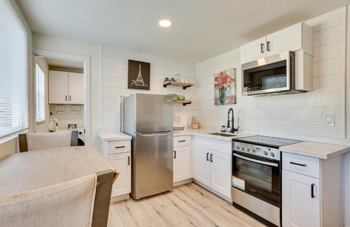 Phoenix Apartment | Modern Tiny Home about 5 Mi to Downtown Phoenix!