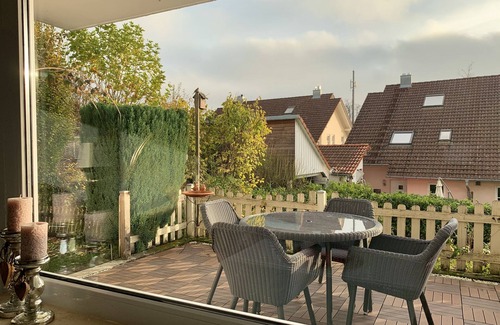 Uhldingen-Muehlhofen Apartment | Modern & top equipped apartment with private garden