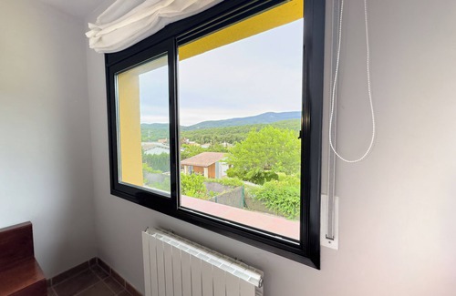 Macanet de Cabrenys House | Modern Town House in Maçanet