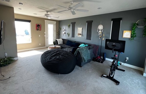 Daybreak House | Modern Townhome in Daybreak - Walk to Main St - Restaurants
