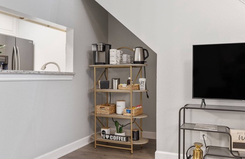 Tallahassee House | Modern Townhome less than 5 miles from FSU- 3b/2b