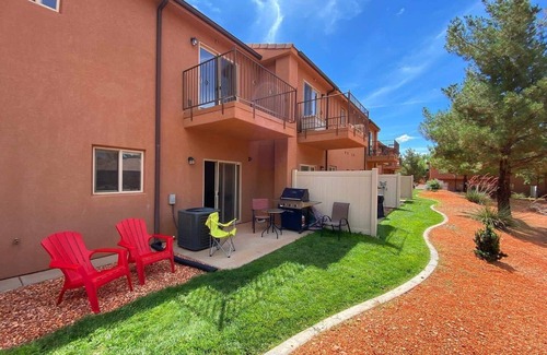 Kanab House | Modern Townhome located in Southern Utah. Close to Bryce and Zion with incredibl