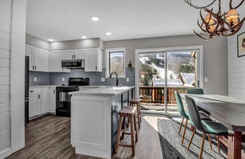 Ellicottville House | Modern Townhome with Decks Fireplace & Mountain Views