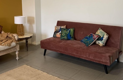 Yanchep House | Modern townhouse close to lagoon