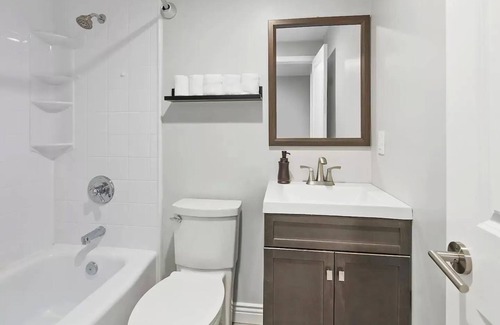 Countryside House | Modern Townhouse conveniently near D.C.