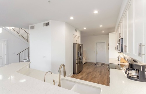 Troon North House | Modern Troon North Townhouse Overlooking the 9th Fairway – Perfect for Golfers