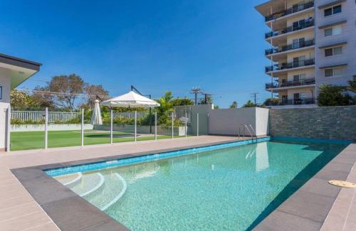 Darwin City Centre Apartment | Modern tropical Magic at Mauna Loa Fringe of CBD