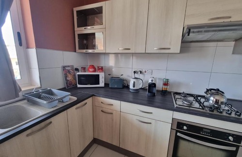 Qawra Apartment | Modern Two Bedroom Apartment in Center Bugibba