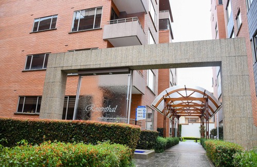 Cuenca Apartment | Modern two-bedroom apartment furnished in a classic style