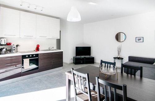 Lostallo Apartment | Modern two-room apartment surrounded by greenery (VALVERDE 1)