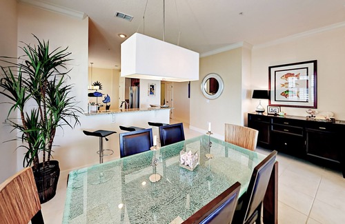 Palm Coast Condo | Modern Updated Oceanfront Condo with Sweeping Views, Pool & Hot Tub