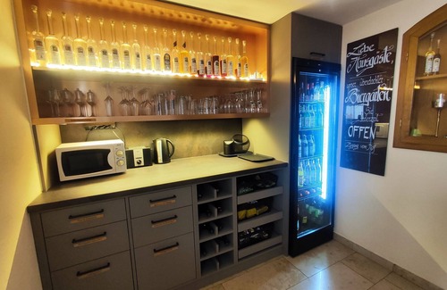 Grossweingarten Apartment | Modern vacation apartment with bathtub (100sqm)