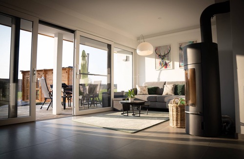 Schermbeck House | Modern vacation home with terrace and outdoor sauna