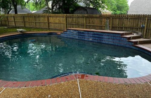 Cordova House | Modern Vast Southern Home with Pool Near Shops
