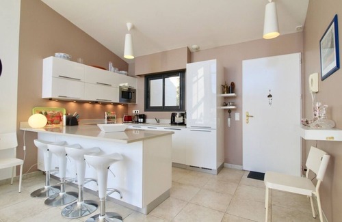 Saint-Paul-de-Vence House | Modern villa in calm private domain with pool near St-Paul de Vence