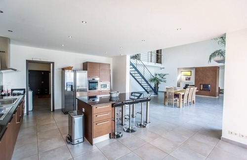 Pietrosella Villa | MODERN VILLA 275M² - PANO VIEW. ON GULF OF AJACCIO AND PISC. DEBOR. - 8/10 PERS