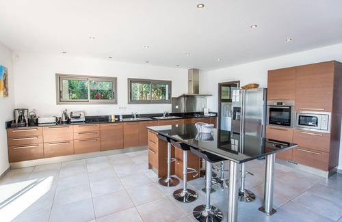 Pietrosella Villa | MODERN VILLA 275M² - PANO VIEW. ON GULF OF AJACCIO AND PISC. DEBOR. - 8/10 PERS