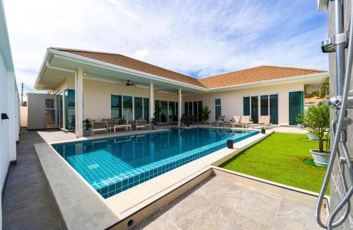 Nong Kae Villa | Modern Villa 3BR - Great Location - KL3
