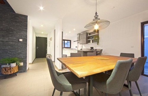 Urbanizacion Costabella Villa | Modern Villa close to Costabella beach