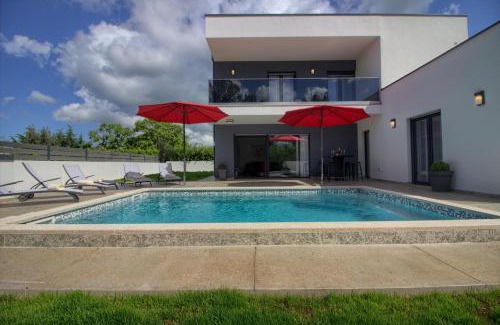 Liznjan Villa | Modern villa Ema with private pool near Pula and the beach