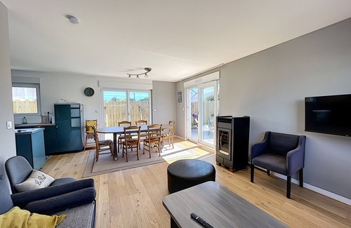 Saint-Pair-sur-Mer House | Modern Villa with Terrace, Garden, Parking, Near Beach – Free WiFi