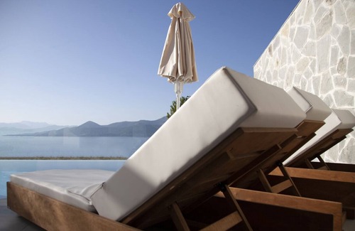 Aktio-Vonitsa Villa | Modern Villa! Perfect For a Family Getaway!