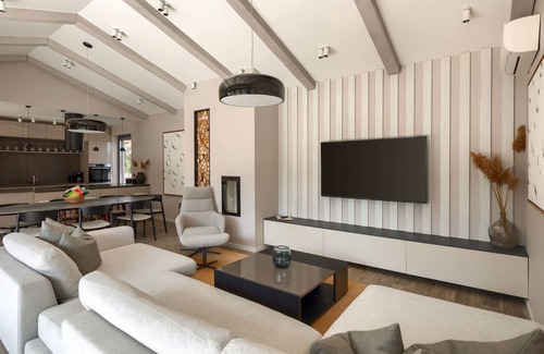 Kadumi Villa | Modern villa Ursaria with pool and grill in Porec