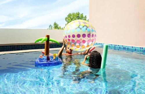 La Misere Villa | Modern Villa With Private Pool -cliffhanger Villas