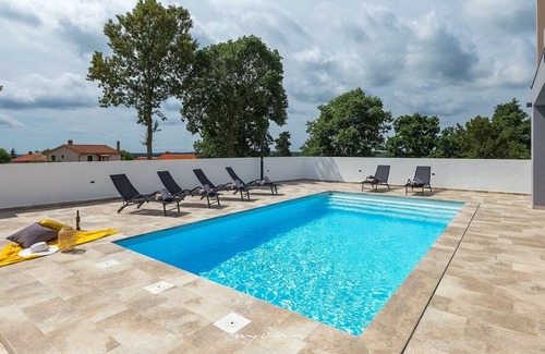 Orihi Villa | Modern villa with private pool in Barban