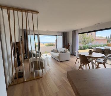 Fitou Villa | Modern villa with sea view