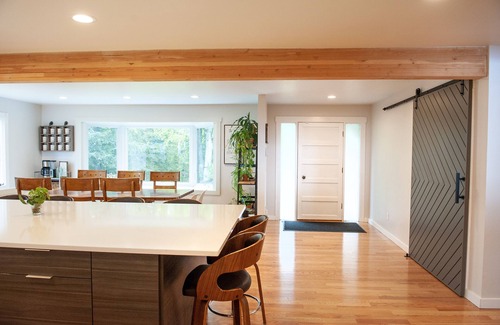 Basher House | Modern Vintage with a View