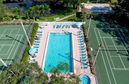South Bradenton Condo | Modern Waterfront Condo! Heated Pools~Lanai~WiFi. By IMG~Beaches~AMI~Restaurants
