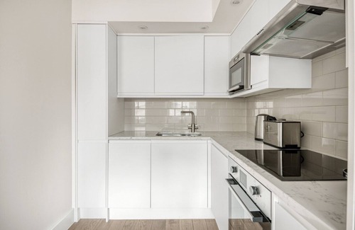 Waterloo Apartment | Modern Waterloo 2BR open plan with Balcony on Lower Marsh, by Blueground