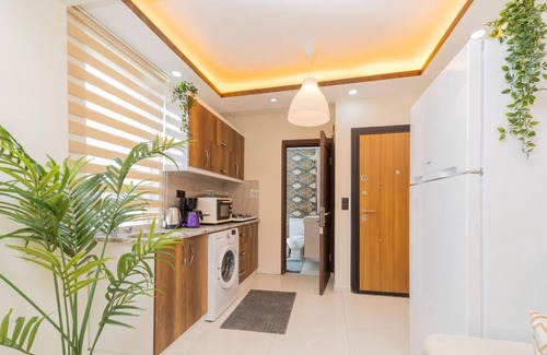 Antalya City Centre Apartment | Modern Well Appointed Flat in Antalya Muratpasa