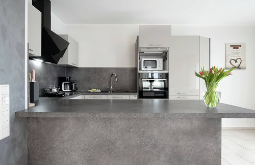 Bad Oeynhausen Apartment | Modern Wohnen mit Smarttv, Parkplatz und Küche