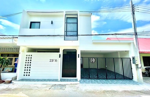 Old Phuket Town Villa | Modern Zen Vibe Pool Villa Phuket