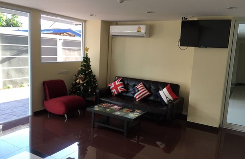 Bang Lamung Hotel | Modernbright Service Apartment