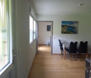 Urloffen Apartment | Moderne 1,5 Zimmerwohnung