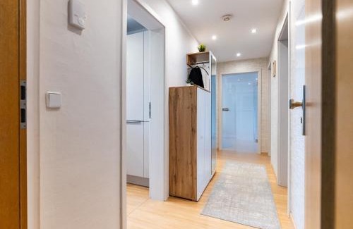 Rusches Hof House | Moderne 4 Zimmer Wohnung vollausgestattet und Möbliert
