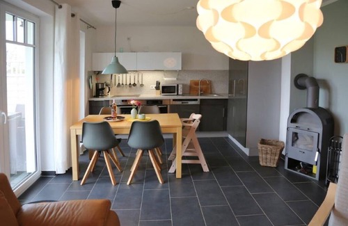 Boergerende-Rethwisch Apartment | Moderne Ferienwohnung Wellenreiter - 3 Min. vom Strand Entfernt