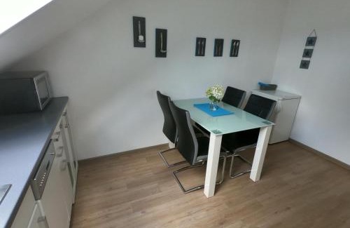 Wurmersheim Apartment | Moderne Ferienwohnung in Durmersheim 2 Zi, Nähe Rhein und Messe KA