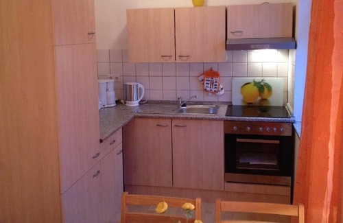 Ost Apartment | Moderne Ferienwohnung in ruhiger, zentraler Lage am Park