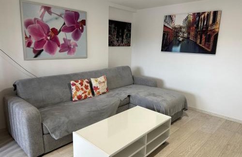 Hilbringen Apartment | Moderne FerienWohnung NeuBau Merzig
