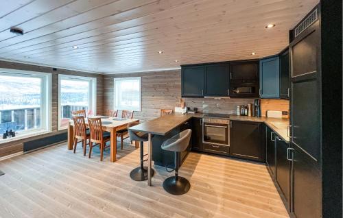 Vang House | Moderne Hytte Midt I Skibakken