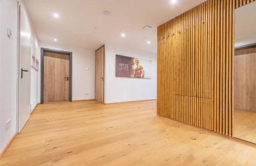Waldkirchen Villa | Moderne Villa mit Whirlpool und Heimkino